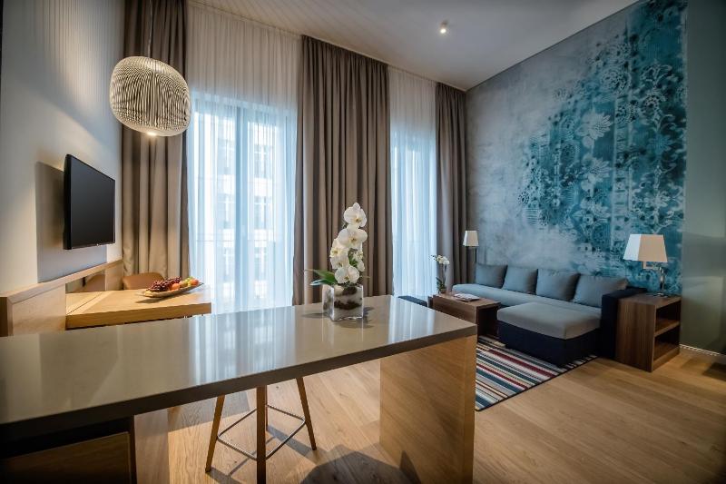 Business Suite image 4