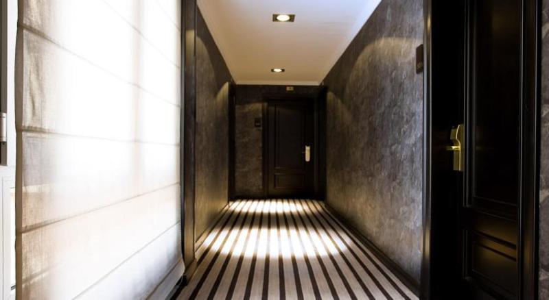 Hotel Clarin - image 20