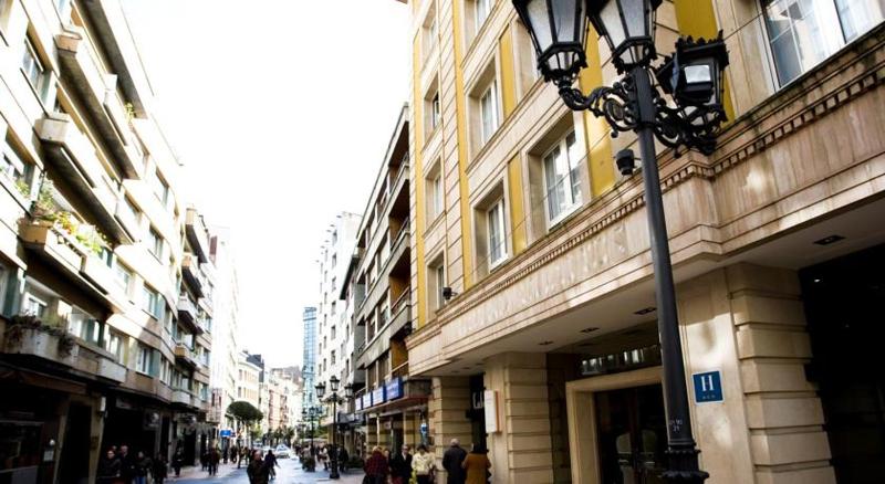 Hotel Clarin - image 9