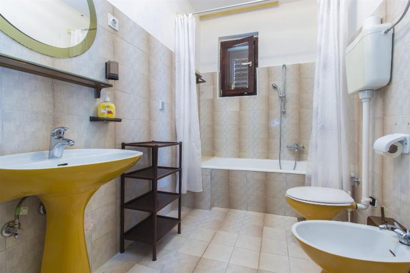 Three-Bedroom Apartment Standard image 4