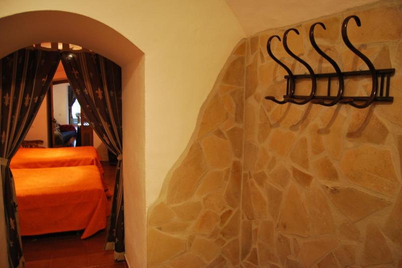 Three-Bedroom Townhouse image 3