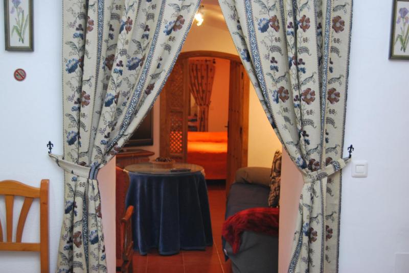 Three-Bedroom Townhouse image 1