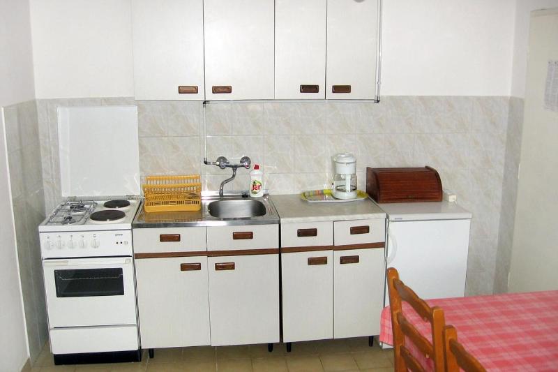 One-Bedroom Apartment with Terrace image 3