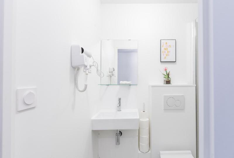 Two-Room Apartment image 4