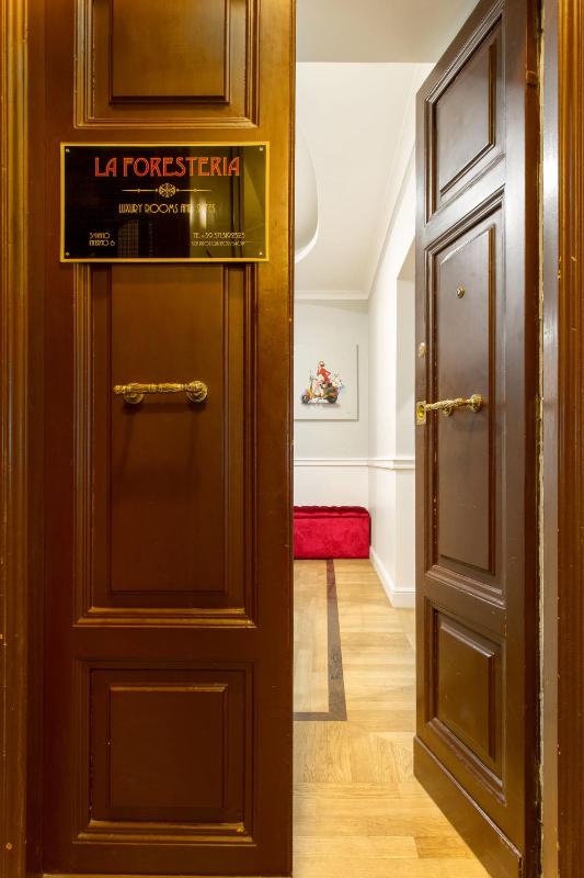 Luxury Triple Room image 2