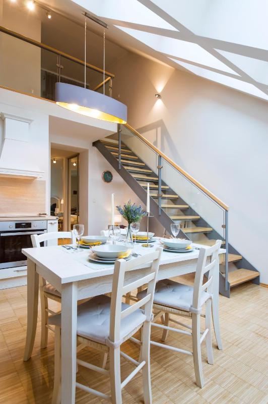 Modern Apartment Charvátova - image 10