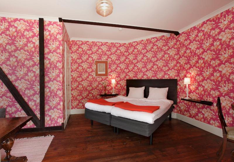 Double Room with Terrace image 3