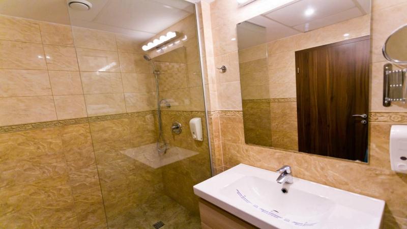 Superior Double Room image 3