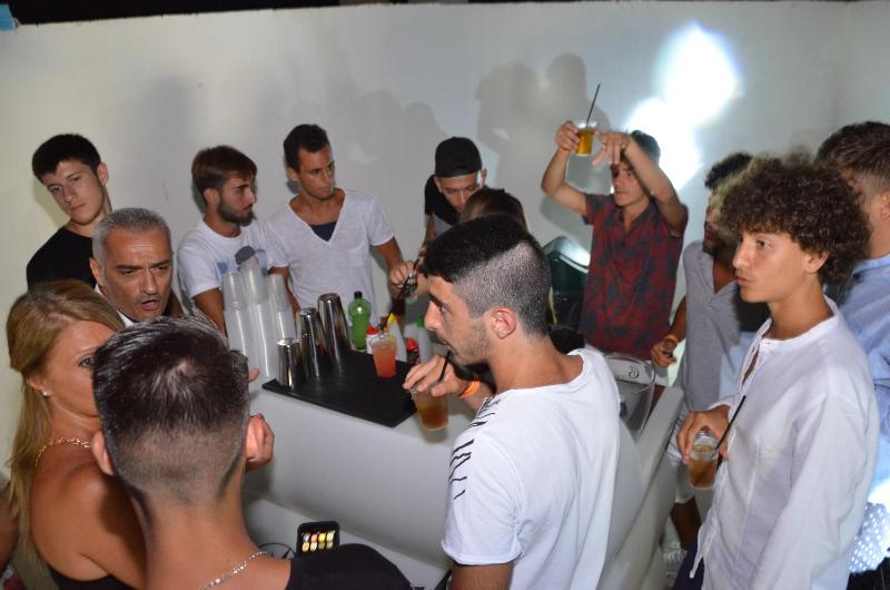 Double Room with Private Bathroom image 3