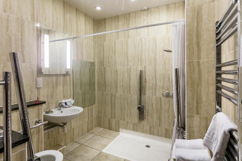 Double or Twin Room - Disability Access image 2