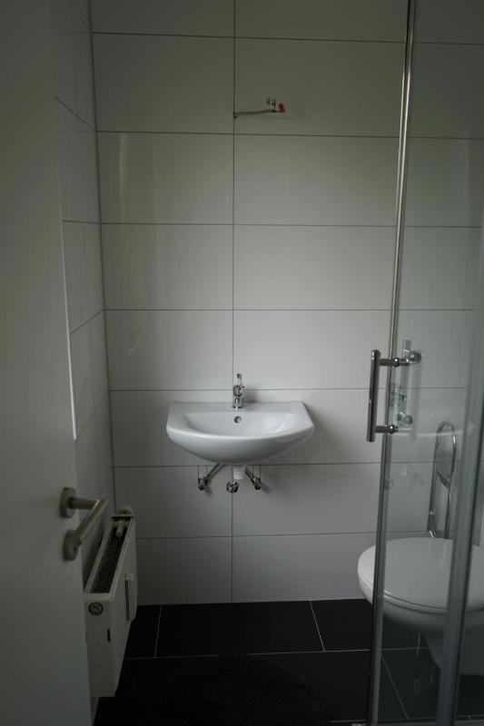 Studio Apartment image 2