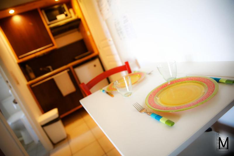 Studio Apartment image 4