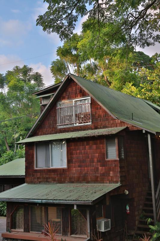 Hale Maluhia Country Inn - image 21