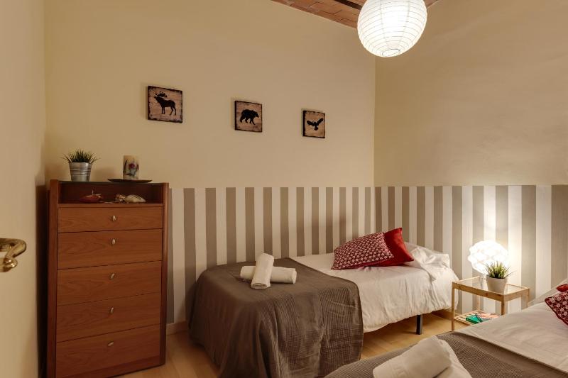 Charming Central Apartment Big Sunny Terrace! - image 13