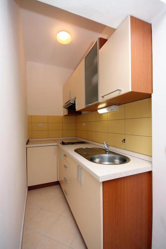 Two-Bedroom Apartment with Terrace and Sea View image 3