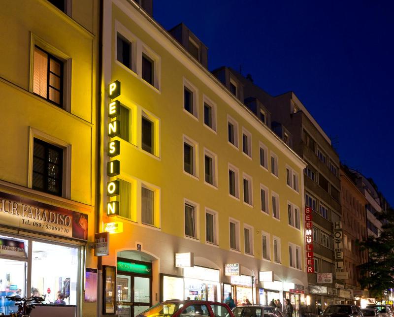 Hotel Pension am Hauptbahnhof - image 15