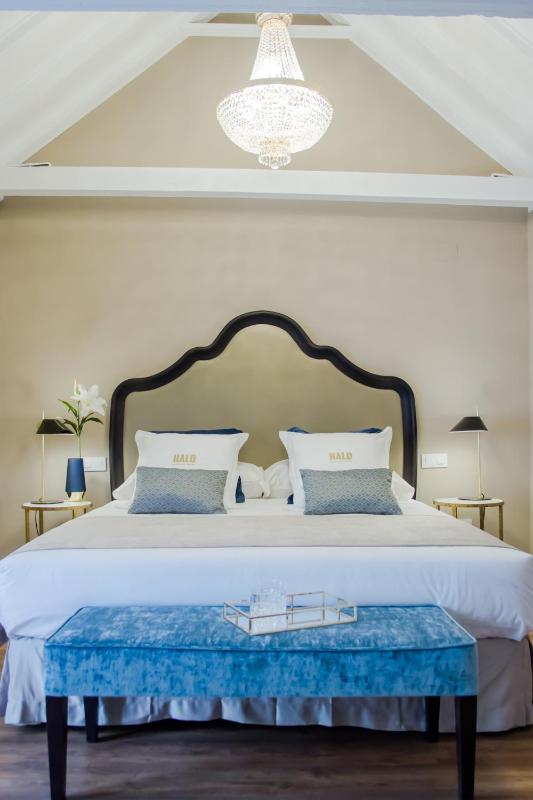 Premium Junior Suite with Patio  image 2