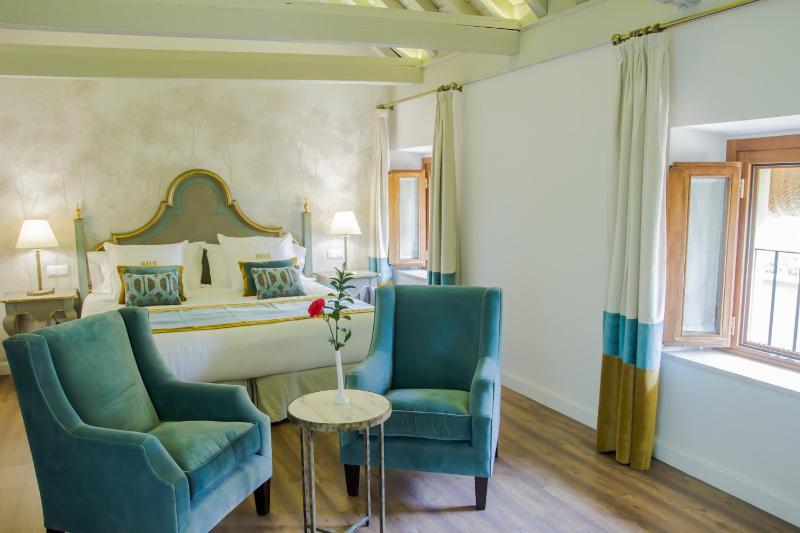 Junior Suite image 3