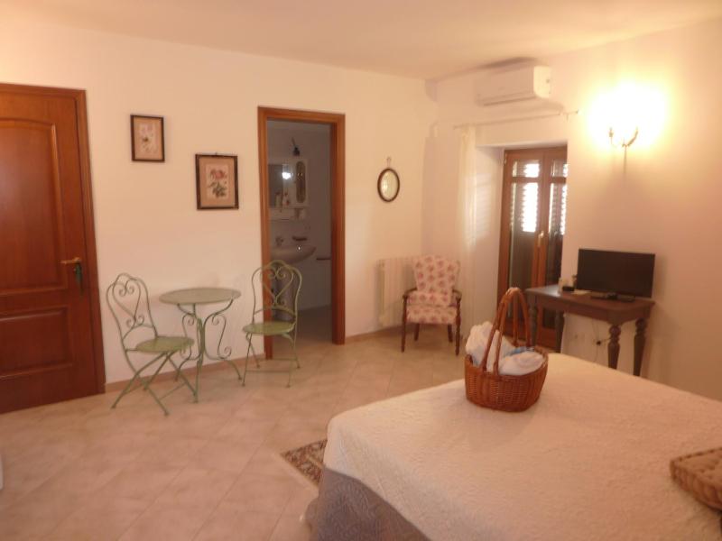 Duomo Rent Room & Flat - image 12