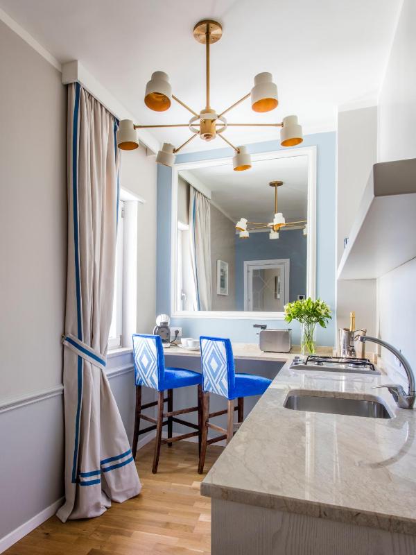 La Malandrina - Apartments & Suites - image 33