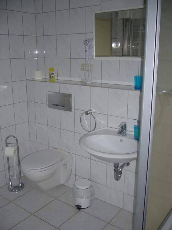 Double or Twin Room image 2