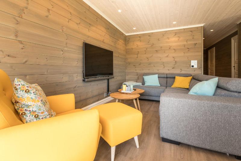 Three-Bedroom Holiday Home  image 3