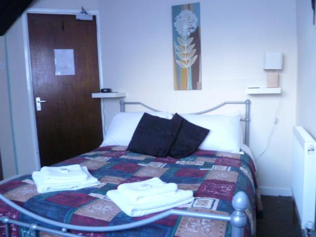 Double Room image 2