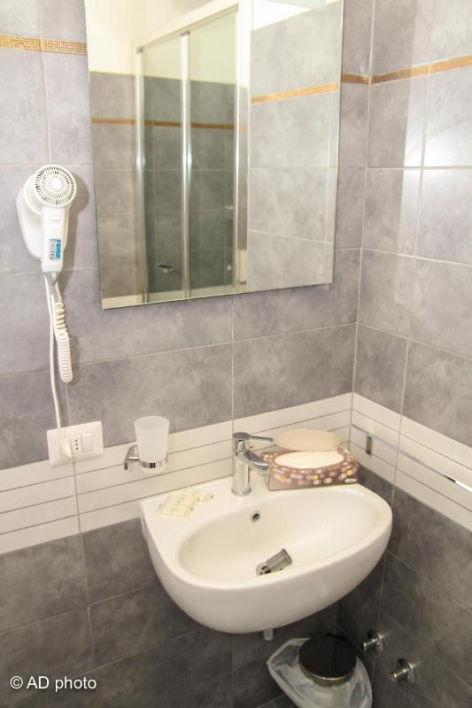 Double or Twin Room with Private External Bathroom image 3