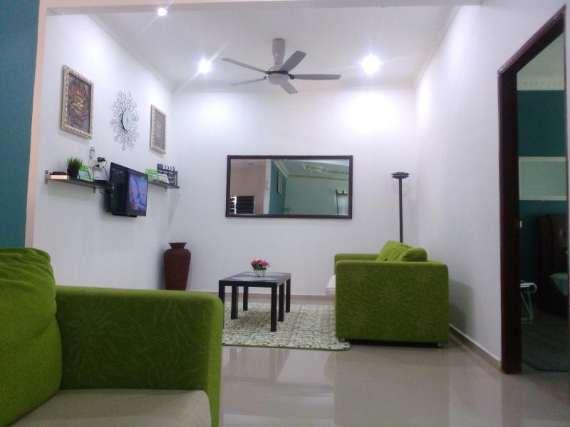 The Seroja Homestay Gong Badak - image 9