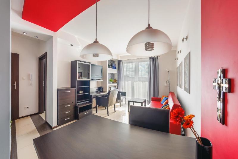 One-Bedroom Apartment image 3