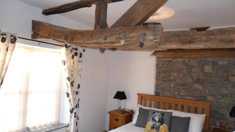 Double Room with Shower image 2