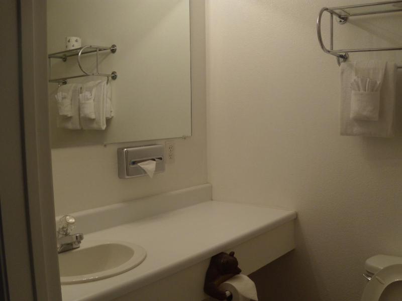 Pet Friendly Double Queen Studio with Kitchenette image 2