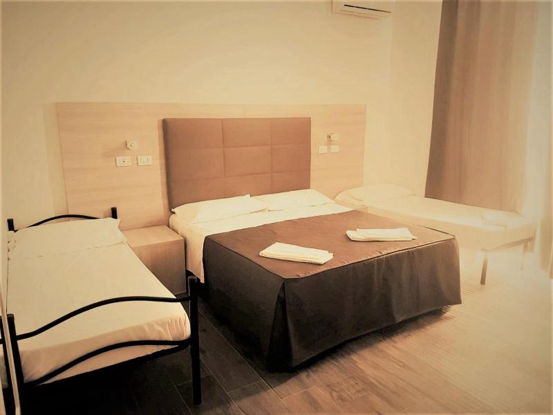 Academy Hotel - image 36