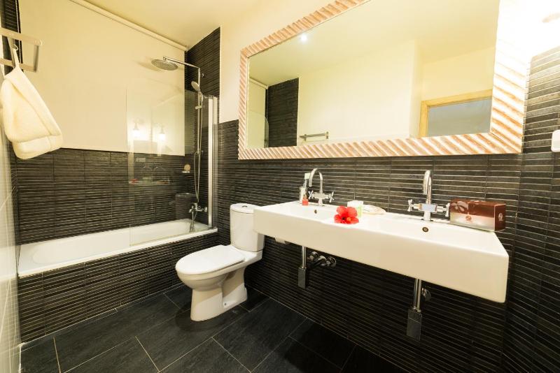  Superior Double Room with Balcony and Sea View image 1