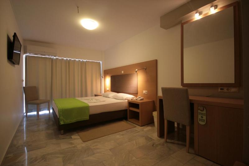Superior Double Room image 4