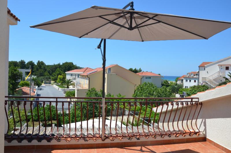Apartment with Terrace image 3