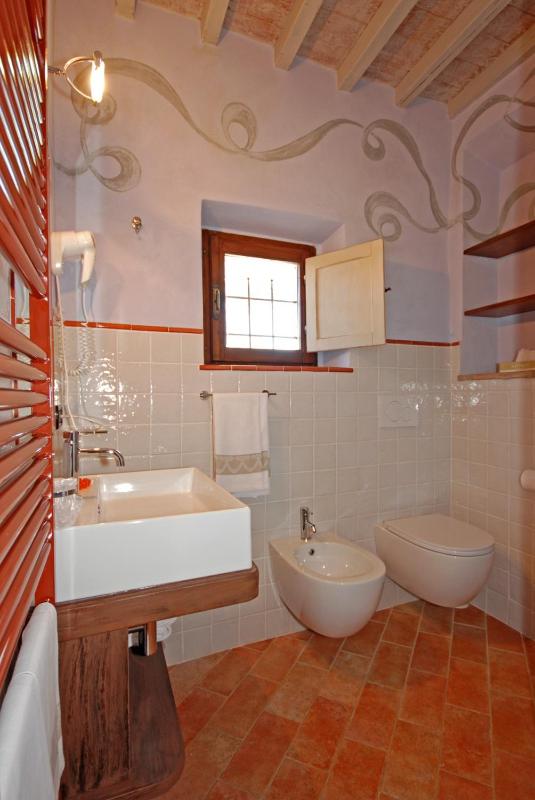 Comfort Triple Room image 4