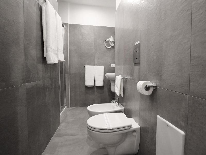 Budget Room with Bunk Bed and Private External Bathroom image 4