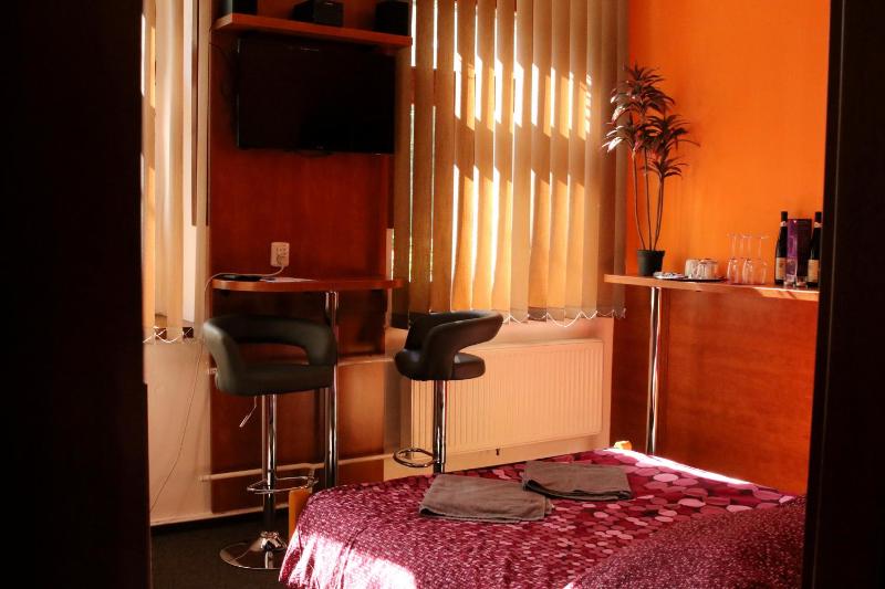 Deluxe Double Room image 2