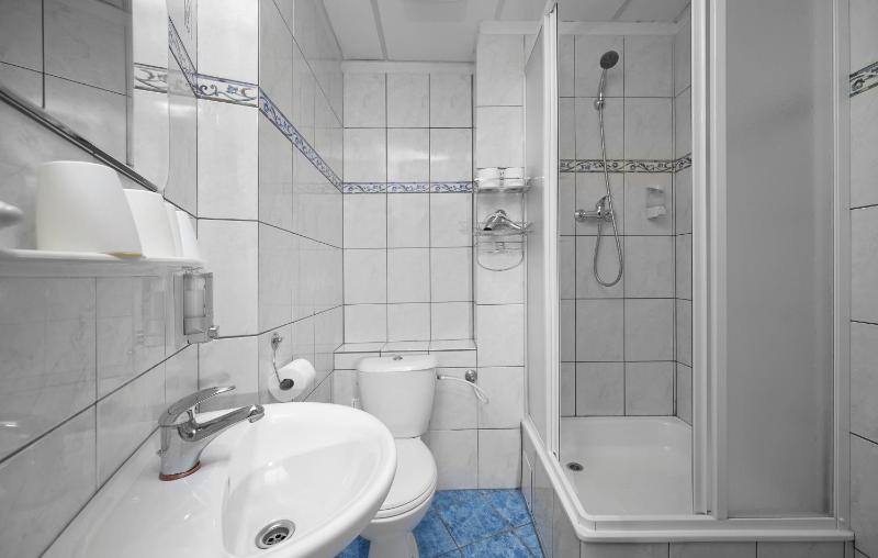 Triple Room image 3