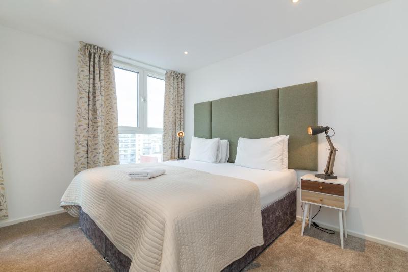 Two-Bedroom Apartment image 4