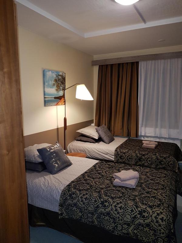 Classic Triple Room image 3