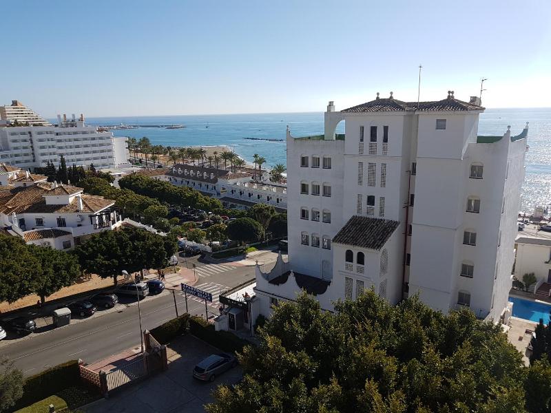 Sunny Beach - image 12