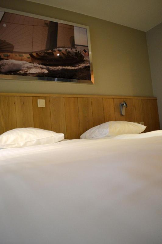 Hotel Honfleur - image 16