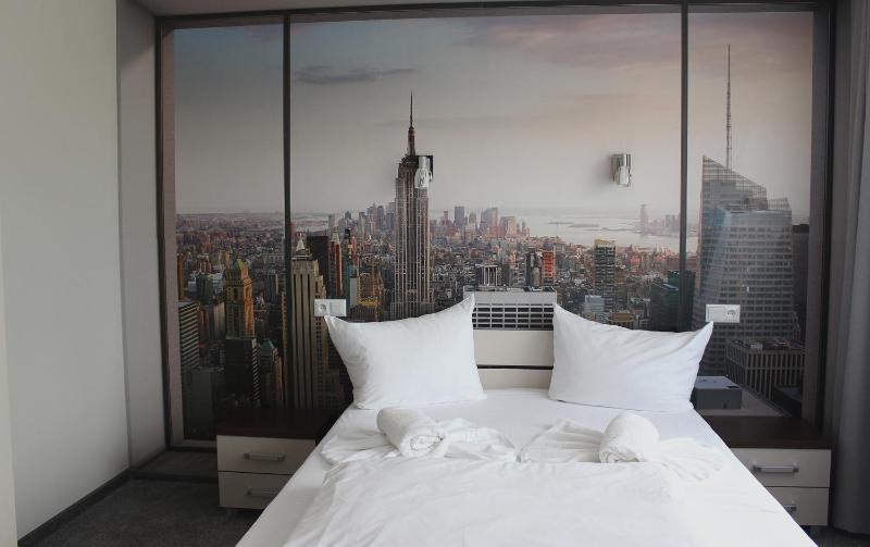 Standard Double Room image 2