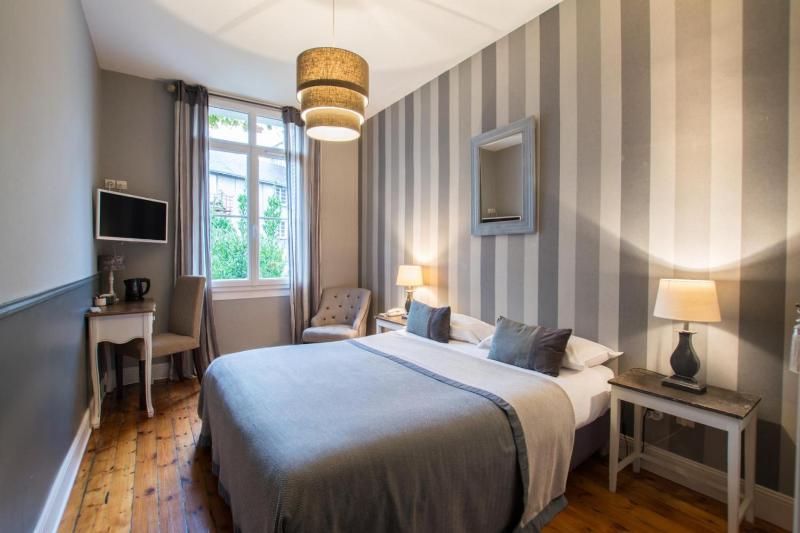 Hotel Val De Loire - image 11