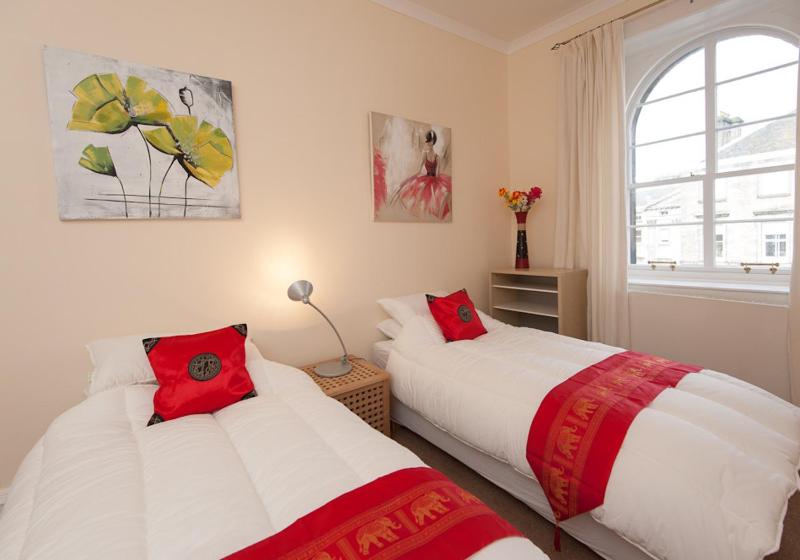 Two-Bedroom Apartment image 4