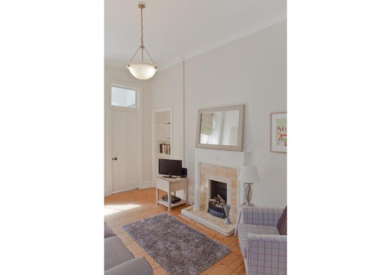 Apartment image 2