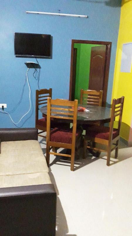 THE ONLY BEST HOMESTAYLA MAISON RENALD 2BHK4BHK available for 6713 members NEAR ROCK BEACH WHITE TOWN RAILWAY STN PONDY MARINA CAR PARKING available Eight 3 double zero seven six four 6 double 2 - image 15