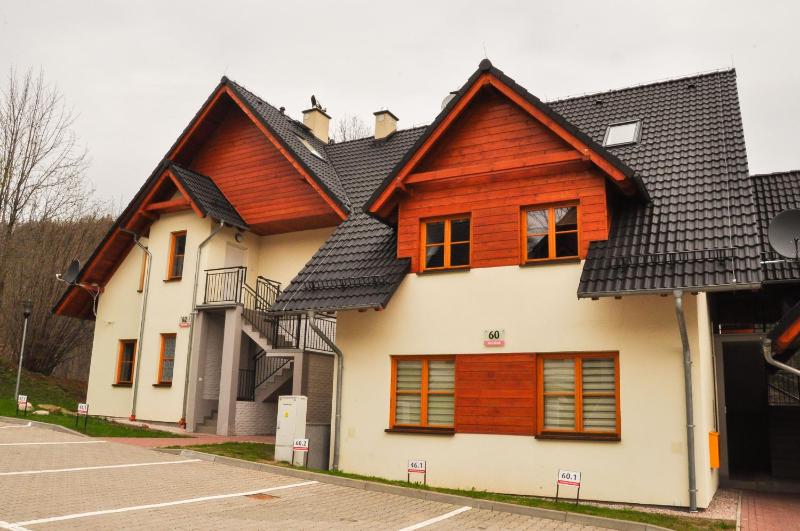 Domek Karpatka 2 przy wyciągu narciarskim 4 pokoje dwie łazinki - image 9